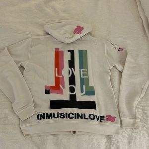 Free city sweatshirt